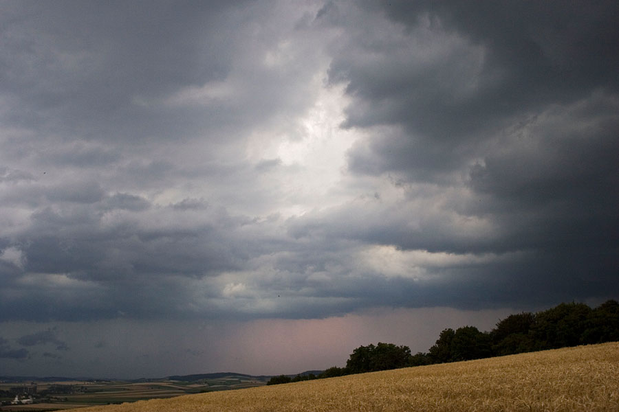 Foto 35/54 (Unwetter vor Almersberg)